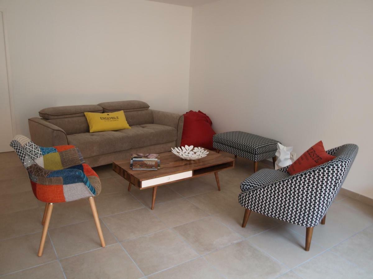 Cottage Nuiton Nuits-Saint-Georges Exterior foto